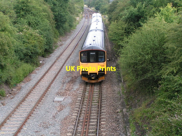 Photo 6"x4" Train to Weymouth, about to go under the Kennet and Avon canal Trowbridge\/ST8557 c2011