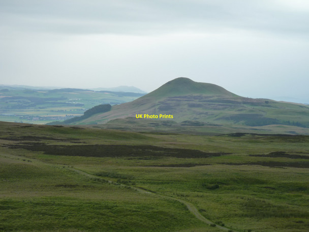 Photo 6"x4" The track to East Lomond Gateside\/NO1809 c2011