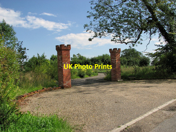 Photo 6"x4" Grand entrance beside Church Lane, Spexhall Spexhall c2011