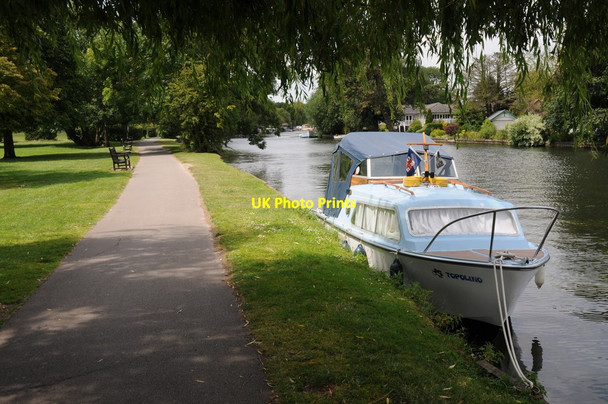 Photo 6"x4" Towpath on the Thames Henley-on-Thames c2011