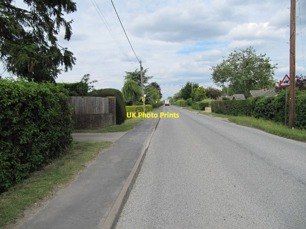 Photo 6"x4" The Wallingford Road Cholsey c2011