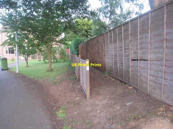 Photo 6"x4" The footpath to Great Coates Healing c2011