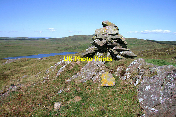 Photo 6"x4" A cairn overlooking Lochenkit Loch Milharay Hill c2011