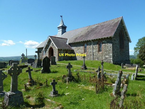 Photo 6"x4" Llandrindod Old Church Llandrindod Wells\/Llandrindod c2011