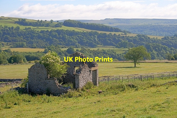 Photo 6"x4" Ruined Barn, Middleton Lane Eyam c2011