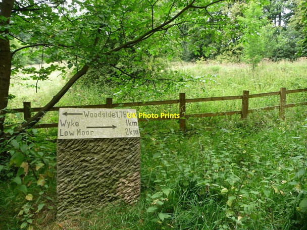 Photo 6"x4" Milestone, Judy Woods New Road Side\/SE1527 c2011