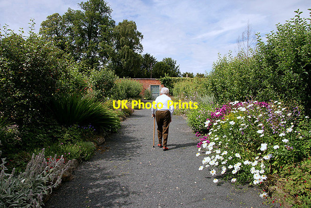 Photo 6"x4" Woodside Garden Centre Ancrum c2011