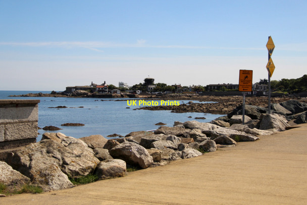 Photo 6"x4" Promenade, Dun Laoghaire, Ireland Glasthule c2011