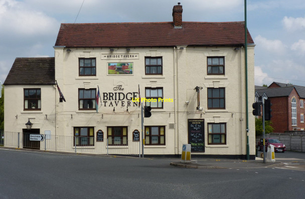 Photo 6"x4" The Bridge Tavern, Lane Head Willenhall\/SO9698 c2011