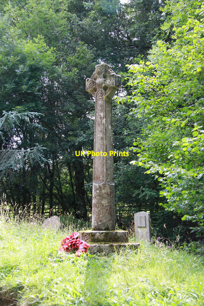 Photo 6"x4" St John the Baptist, Okewood - Churchyard Mayes Green c2011