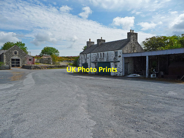Photo 6"x4" Islay House Square Bridgend\/Beul an Atha c2011