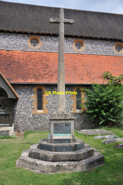 Photo 6"x4" War Memorial, Streatley church Streatley\/SU5980 c2011