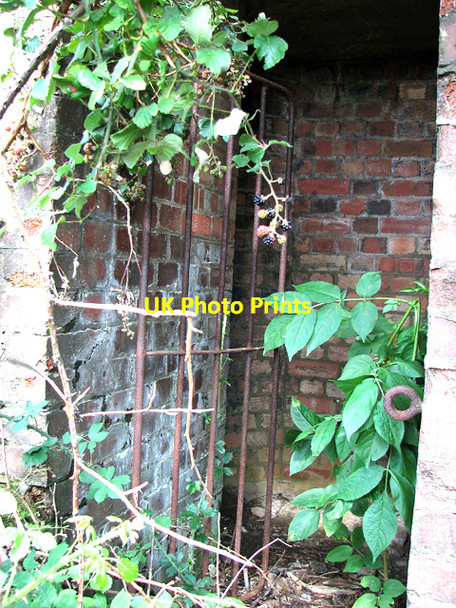 Photo 6"x4" Pillbox by Egmere Cottages, Egmere Egmere c2011 P1