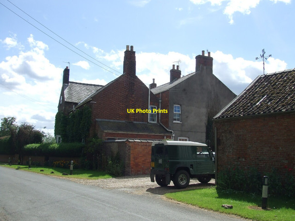 Photo 6"x4" Manor Farmhouse, Manor Farm, Newball Newball c2011