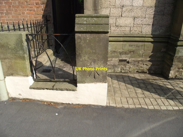 Photo 6"x4" Cut Benchmark Church Stretton c2011