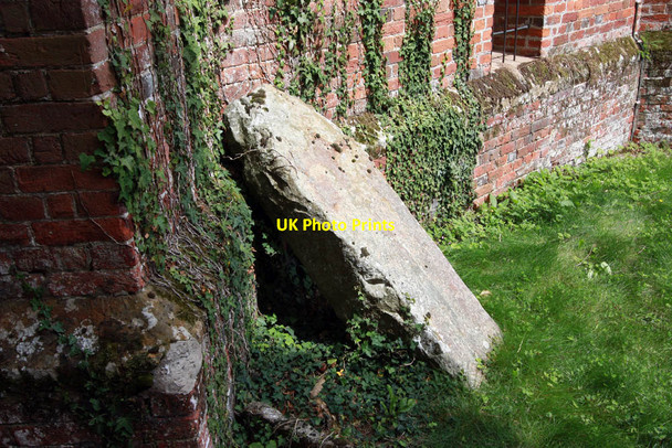 Photo 6"x4" St Mary of the Assumption, Froyle - Churchyard Upper Froyle c2011