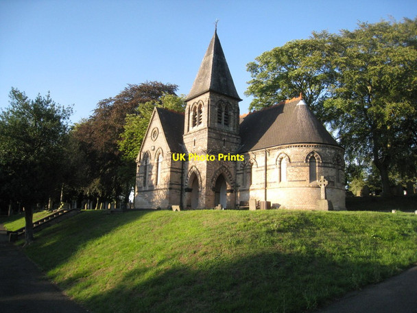 Photo 6"x4" Gainsborough Cemetery Chapel Gainsborough\/SK8189 c2011