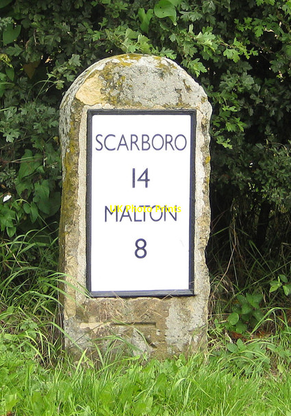 Photo 6"x4" Milestone near East Knapton Yedingham c2011