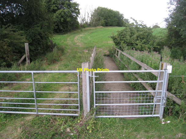 Photo 6"x4" Two bridges, two gates Hatcliffe c2011