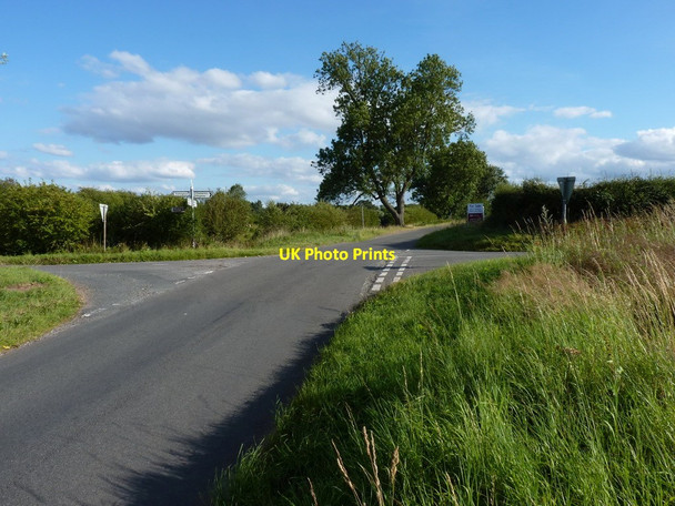 Photo 6"x4" Crossroads at Pasford Kingslow c2011