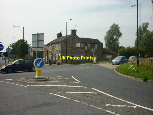 Photo 6"x4" The Travellers Rest public house Jennyfield c2011