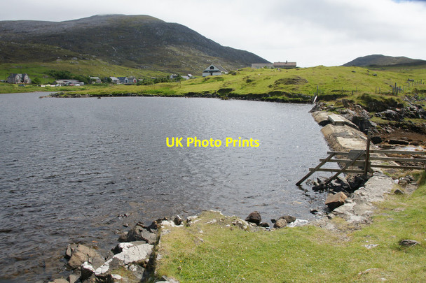Photo 6"x4" Dam on un-named loch at An t-Ob (Leverburgh) Leverburgh\/An t-ob c2011