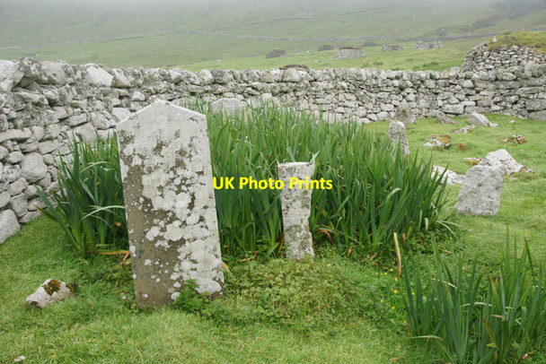 Photo 6"x4" Old gravestones in the graveyard, Village Bay, St Kilda Oisebhal c2011