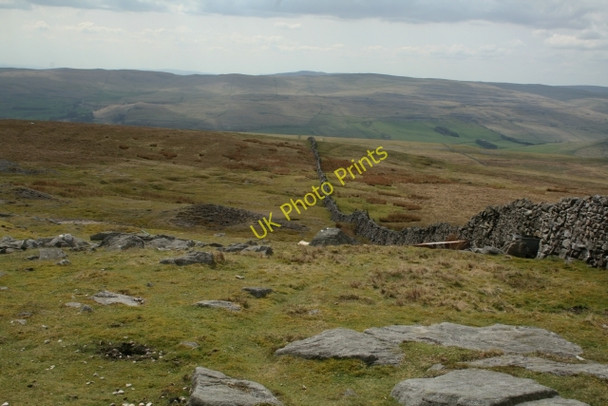 Photo 6"x4" Above Wharfedale Kettlewell c2008