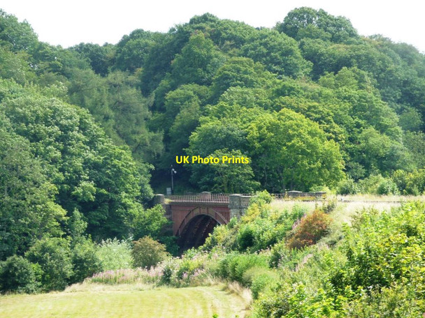 Photo 6"x4" Victoria Bridge Upper Arley c2011