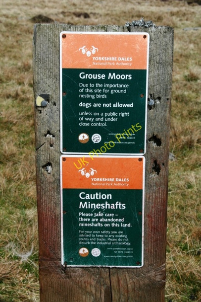 Photo 6"x4" Notices at Capplestone Gate Conistone c2008
