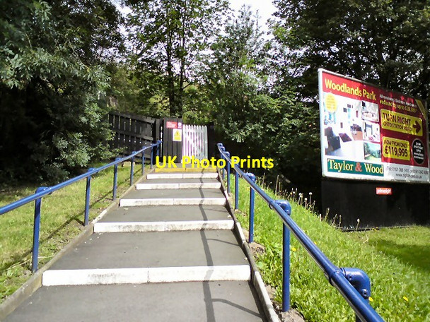 Photo 6"x4" Steps to Godley Station Hyde\/SJ9494 c2011