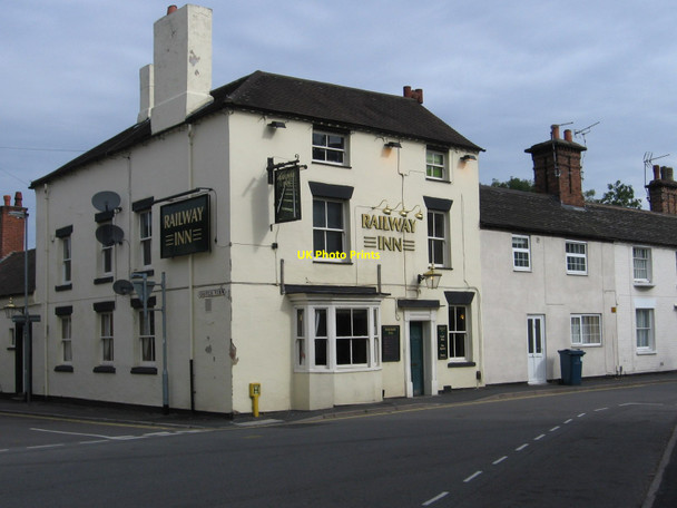 Photo 6"x4" Stafford - Railway Inn Stafford c2011