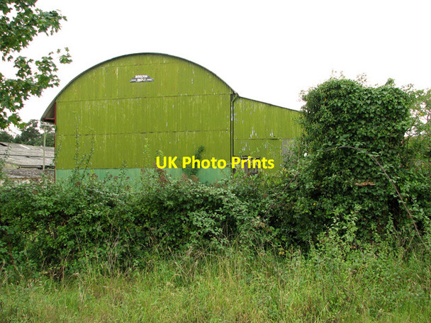 Photo 6"x4" Green shed at Manor Farm, Cole's Green Framlingham c2011 P1