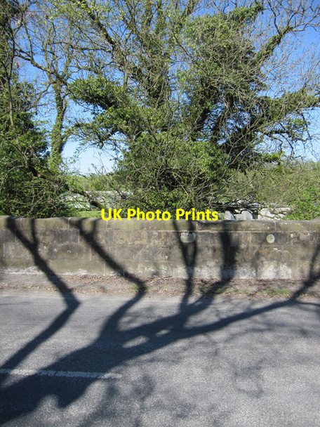 Photo 6"x4" Shadows on Parkfoot Bridge Barnoldswick\/SD6671 c2011