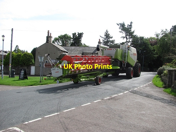 Photo 6"x4" Harvest time, Embleton Embleton\/NU2322 c2011