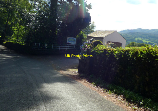 Photo 6"x4" Approaching entrance to Thurston Haws Bank\/SD3096 c2011