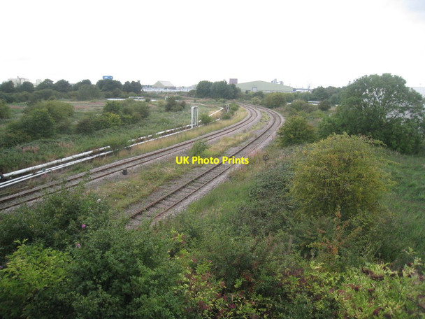 Photo 6"x4" The Grimsby and Immingham Light Railway Immingham c2011