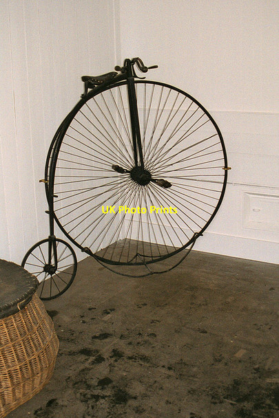 Photo 6"x4" Penny farthing bicycle on display at Balmoral Castle Crathie\/NO2694 c2001