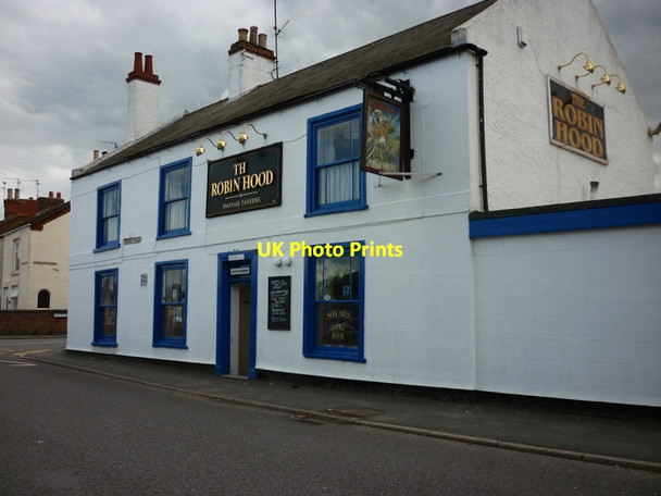 Photo 6"x4" The Robin Hood on Bourne Road, Spalding Spalding c2011