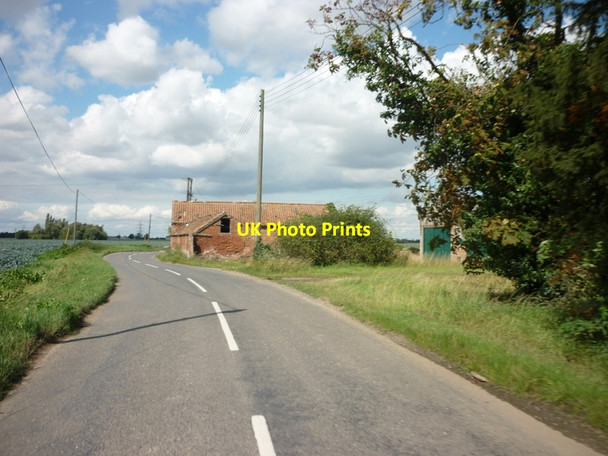 Photo 6"x4" Yew Tree Farm on New Road Quadring Eaudike c2011