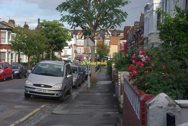 Photo 6"x4" Umfreville Road, Harringay Hornsey c2011