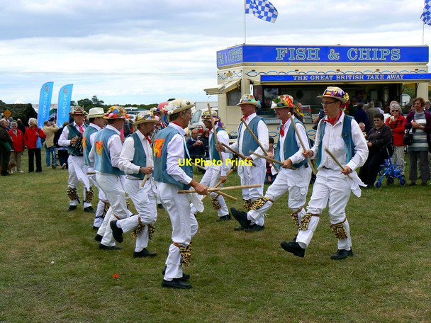 Photo 6"x4" Morris Dancers at the White Horse Show, Uffington 2011 Fawler\/SU3188 c2011