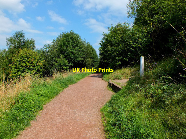 Photo 6"x4" Up the hill Congleton c2011