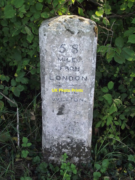 Photo 6"x4" Old Milepost Hail Weston c2011