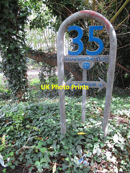 Photo 6"x4" Wandle Trail marker 35 Merton\/TQ2569 c2011