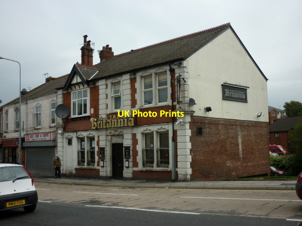 Photo 6"x4" The Britannia  public house on Bolton Road Swinton\/SD7701 c2011
