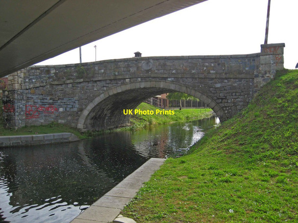 Photo 6"x4" Old road bridge across the Grand Canal near Dolphin Road, Kilmainham\/Cill Mhaighneann, Dublin Kilmainham c2010