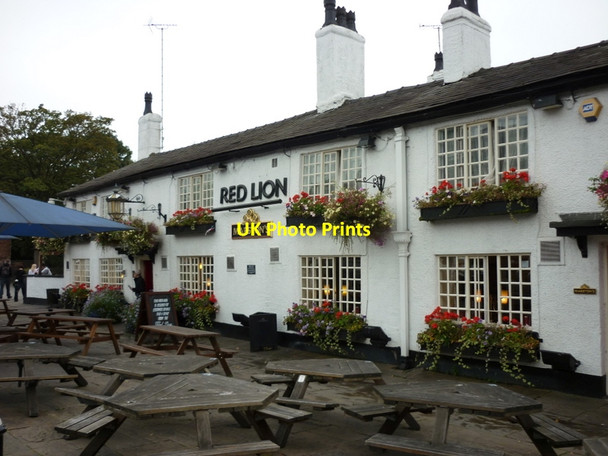 Photo 6"x4" The Red Lion on Wilmslow Road Didsbury c2011