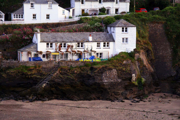Photo 6"x4" The Large Restaurant in Port Isaac Port Isaac c2011