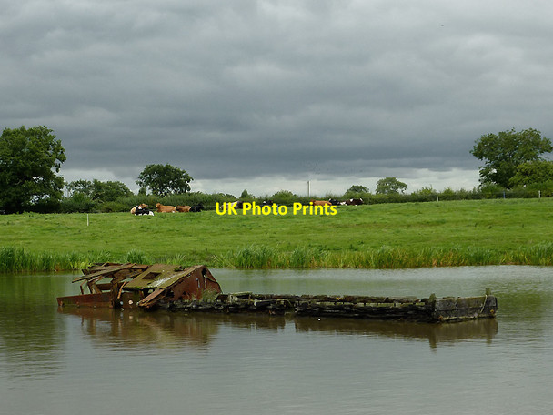 Photo 6"x4" Sunken narrowboat in Billinge Green Flash, Cheshire Higher Shurlach c2011